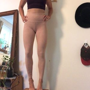 BEYOND YOGA ORANGE LEGGINGS